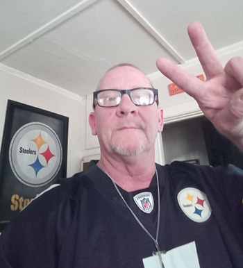 Dennis Backus supporting the Steelers