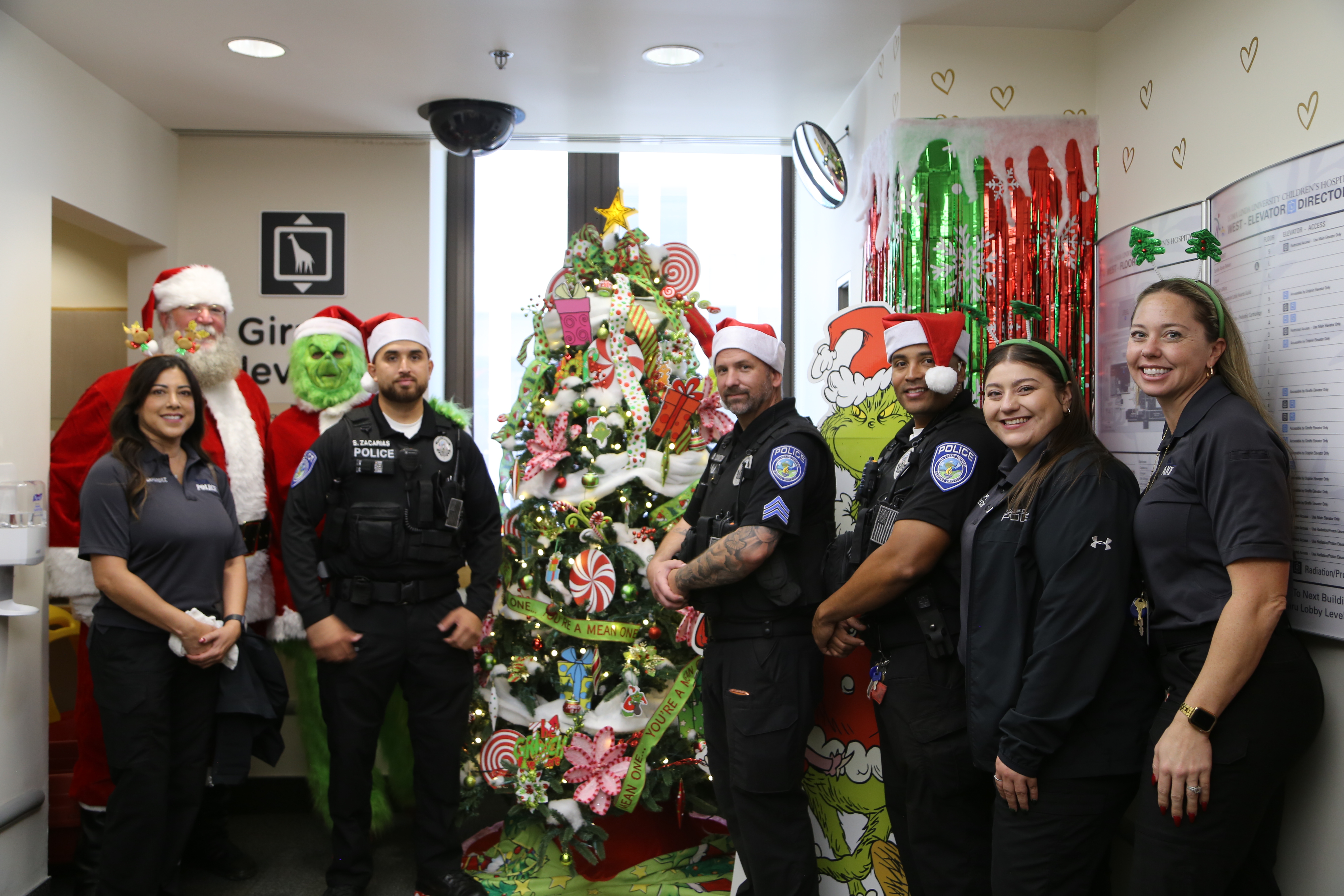 Val Verde police group photo by christmas tree