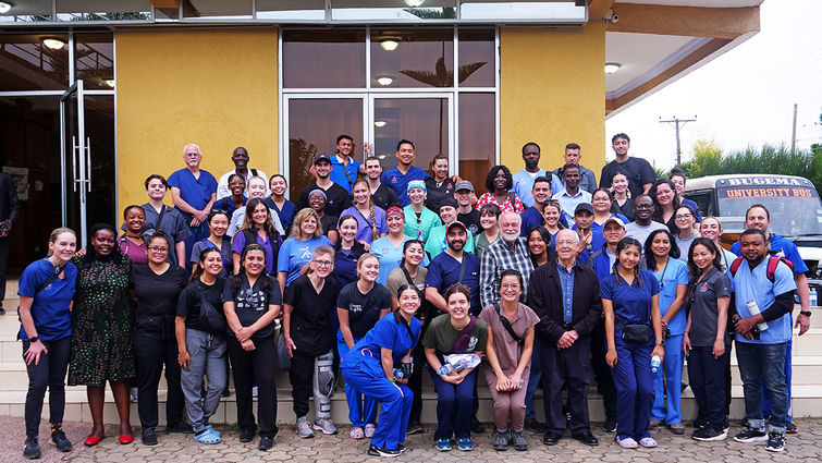 LLUH students, faculty and staff in Uganda