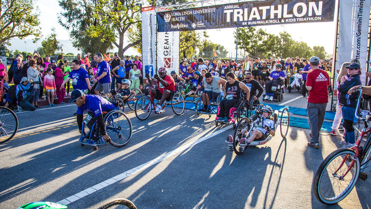 racers at the starting line for the triathlon 