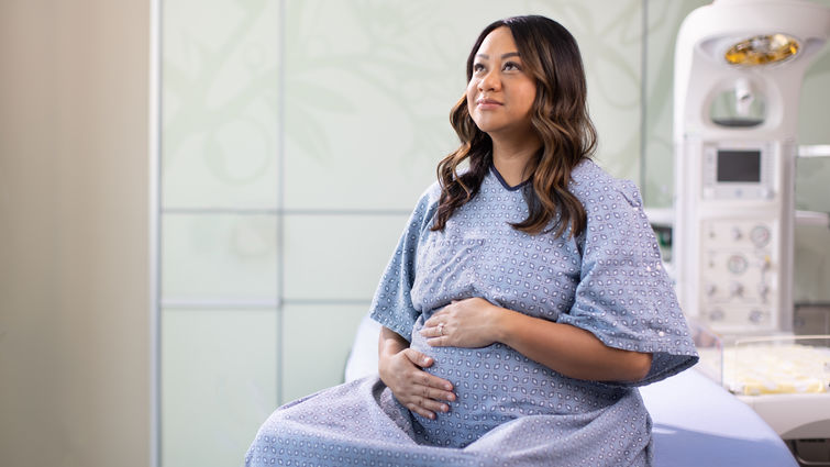 pregnant woman in hospital room