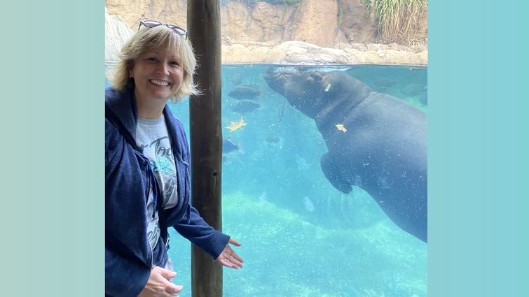 Rita Conrad meets Fiona the hippo at the Cincinnati Zoo in 2021.