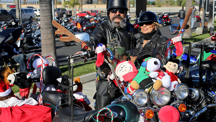 Bikers deliver thousands of toys to Loma Linda University Children's  Hospital | News