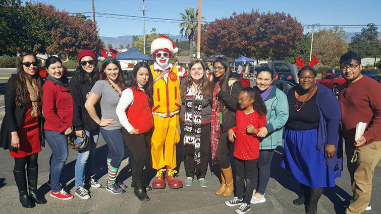 Social work students volunteer at Loma Linda Ronald McDonald House.