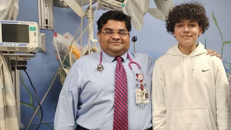 Dr. Akshat Jain and patient Alexander Vega make history as the first to receive Marstacimab (Hympavzi), the newly FDA-approved subcutaneous immunotherapy for Hemophilia B at LLUH. Dr. Akshat Jain and patient Alexander Vega make history as the first in California to receive Marstacimab (Hympavzi), the newly FDA-approved subcutaneous immunotherapy for Hemophilia B.