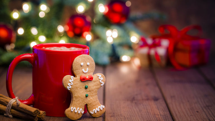 cookie and hot chocolate