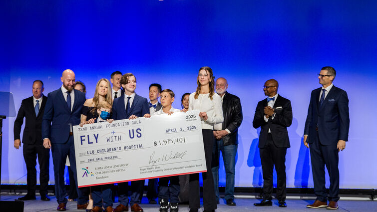 Picture of check presentation