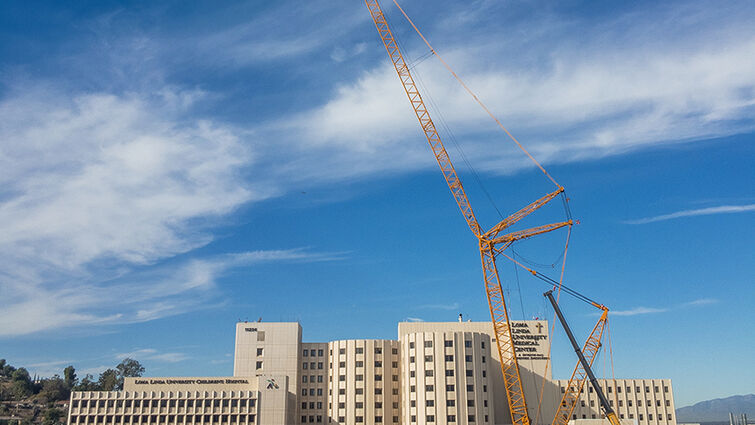Crane on the construction site for the new hospital