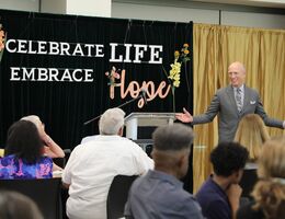 Cancer Center event celebrates survivors, highlights progress in cancer care