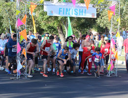 runners at the starting line