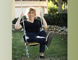 Loma Linda University Health’s integrative cancer, behavioral, mental health services enable whole-person care Frances Sanchez-Mackay on a swing