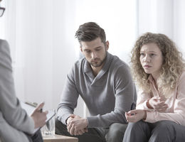 Are marriage and family therapists prepared to work with suicidal clients? Therapy session with couple