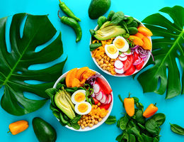 Hot nutrition tips to keep your heart healthy in the summer food on a blue background