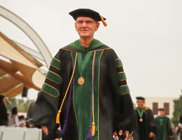 After 16 years, Hadley chooses to step down as Dean of the School of Medicine Roger Hadley, MD