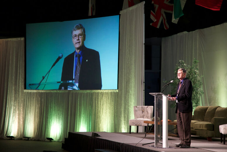 Gary Fraser, MBChB, PhD, professor of epidemiology and medicine at Loma Linda University, shared the latest findings in the Adventist Health Study-2.