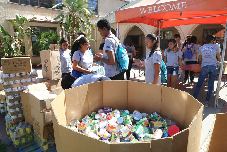 Summer Gateway service day at the Way World Outreach